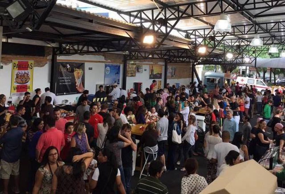 Panela na Rua