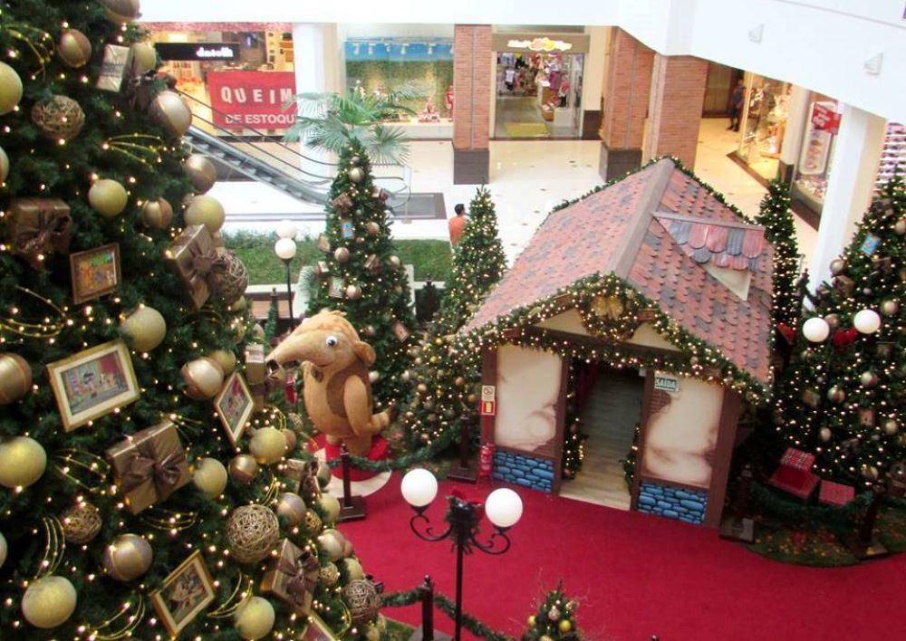 Praia de Belas Shopping Center