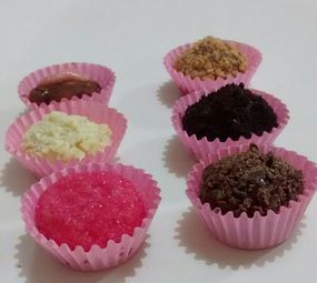 Doce Encanto - Brigadeiros Gourmet
