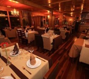 Swiss Cottage Restaurant - Restaurante Internacional photo 2