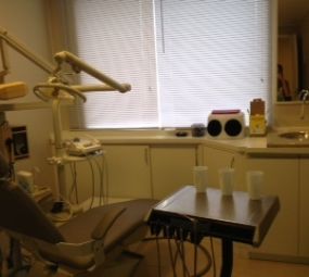 Dra. Mariana e Dr. Fabrício - Consultório Odontológico