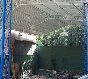 Quadra Poliesportiva na Escola Washington Bittencourt