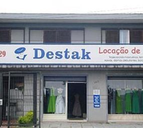Destak Locação de Trajes photo 1