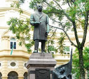 Praça da Alfândega photo 2